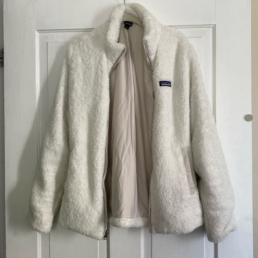 Like new Patagonia Los Gatos jacket in Snow White